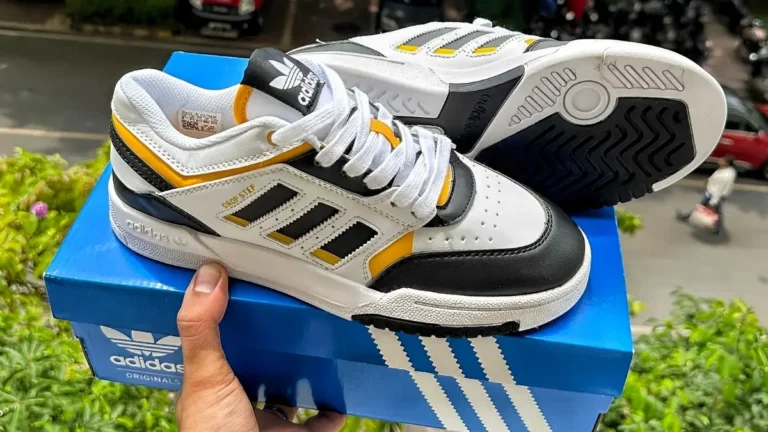 Adidas Originals Sneakers